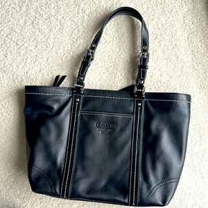 Coach Black Leather Shoulder Bag